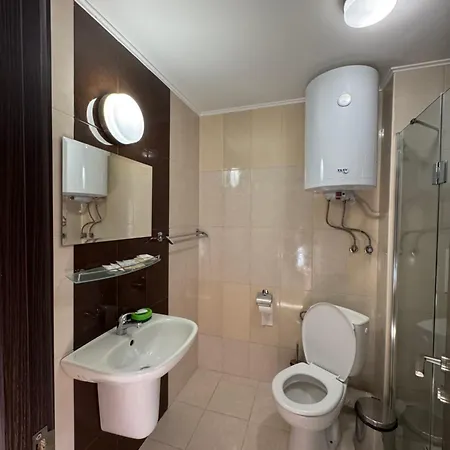 Golden Sun Apartment