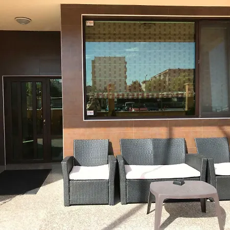 Golden Sun Apartment